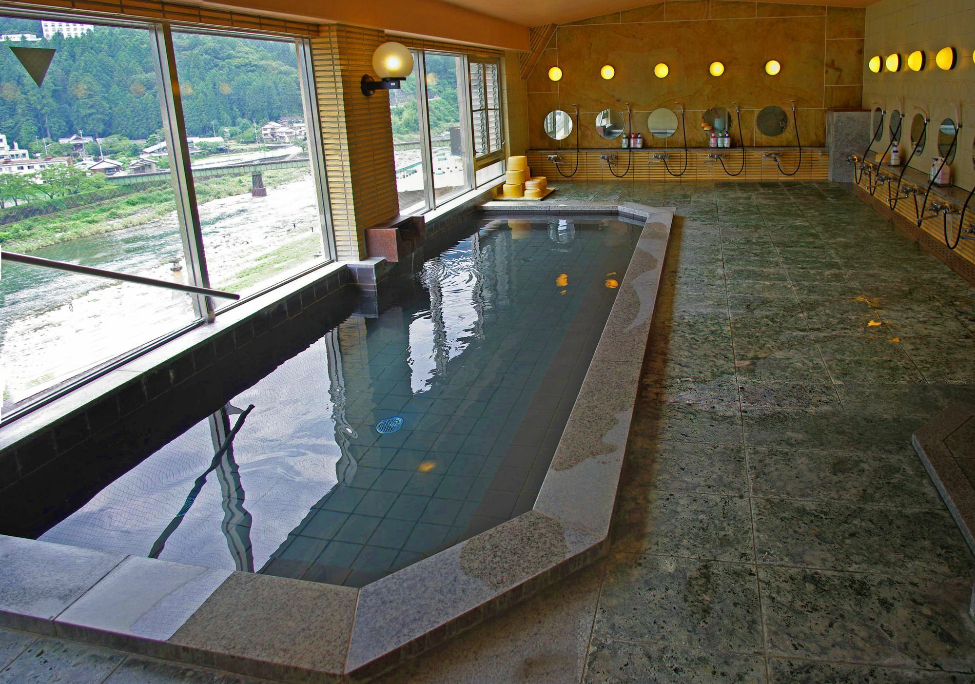 Gero Onsen Yukyunohana Exterior photo